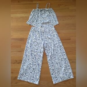 Lake Pajamas Blue And White Floral Ruffle Tank Top Wide Leg Crop Pants Medium